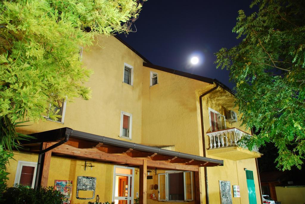 Bed And Breakfast Pieffe Frascineto Buitenkant foto