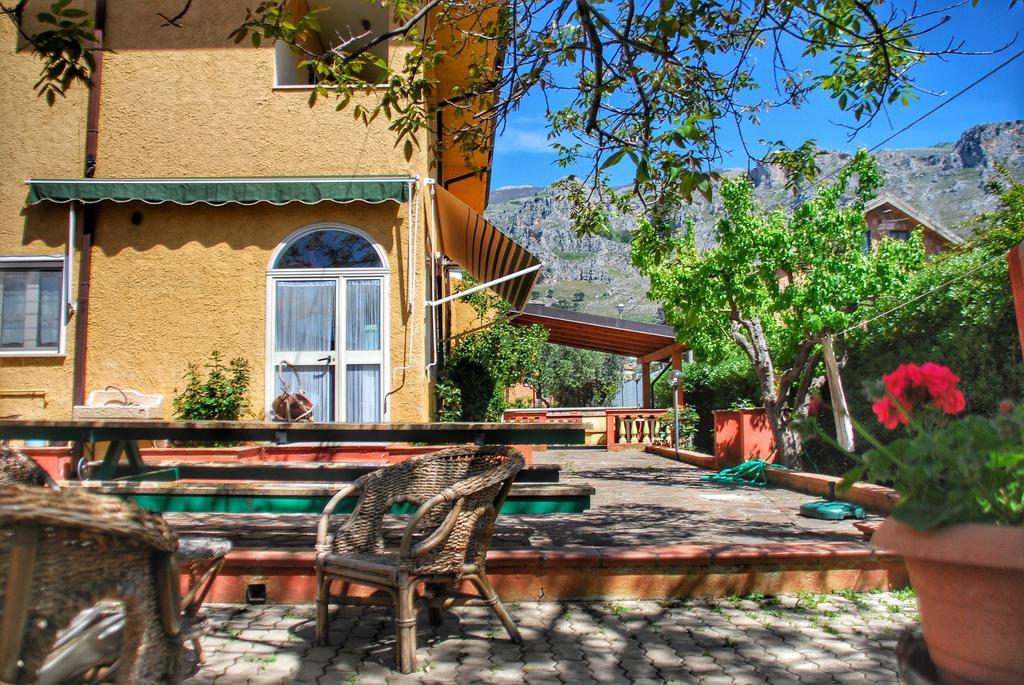 Bed And Breakfast Pieffe Frascineto Buitenkant foto
