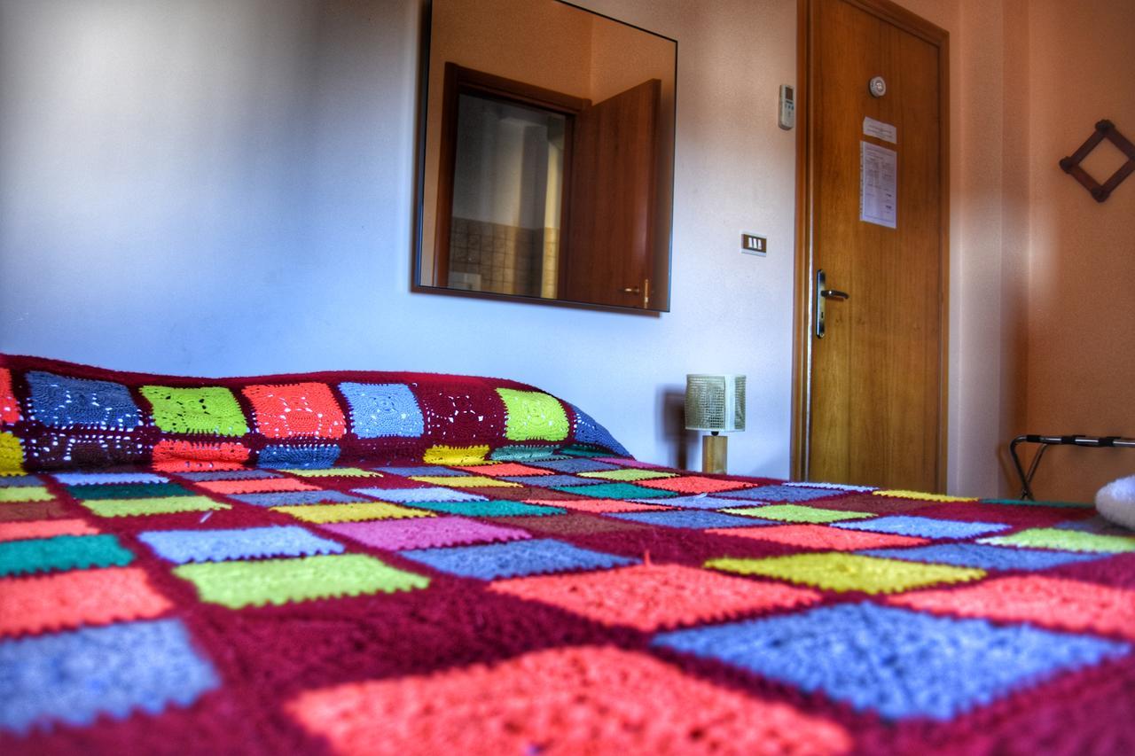 Bed And Breakfast Pieffe Frascineto Buitenkant foto