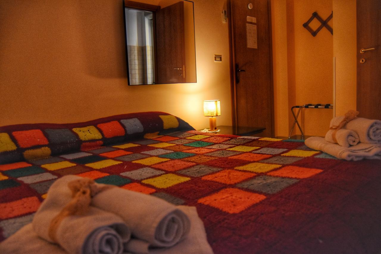 Bed And Breakfast Pieffe Frascineto Buitenkant foto