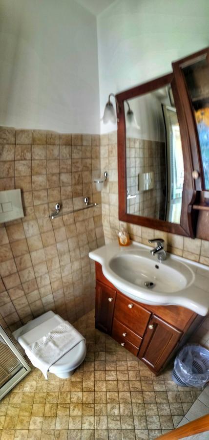 Bed And Breakfast Pieffe Frascineto Buitenkant foto