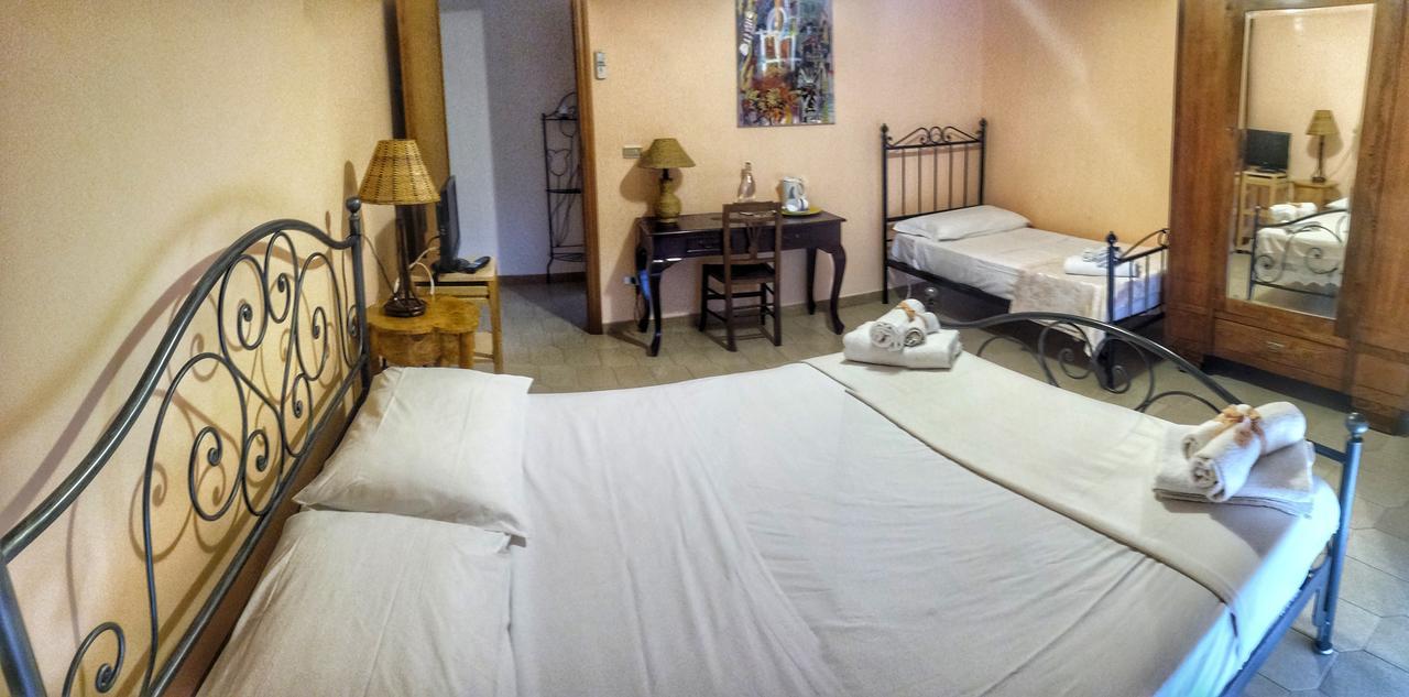 Bed And Breakfast Pieffe Frascineto Buitenkant foto