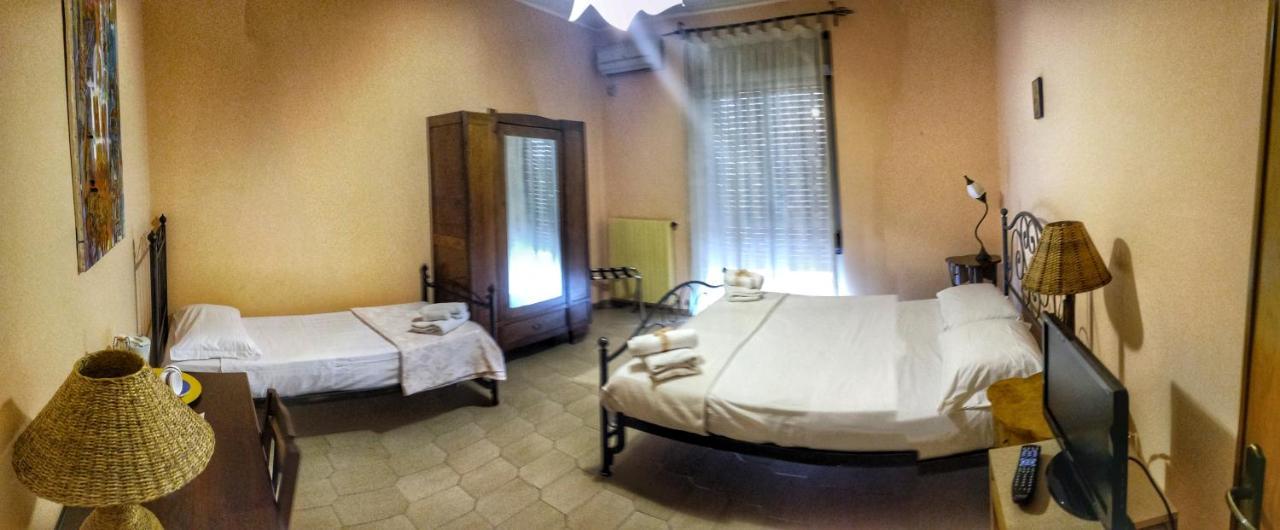 Bed And Breakfast Pieffe Frascineto Buitenkant foto