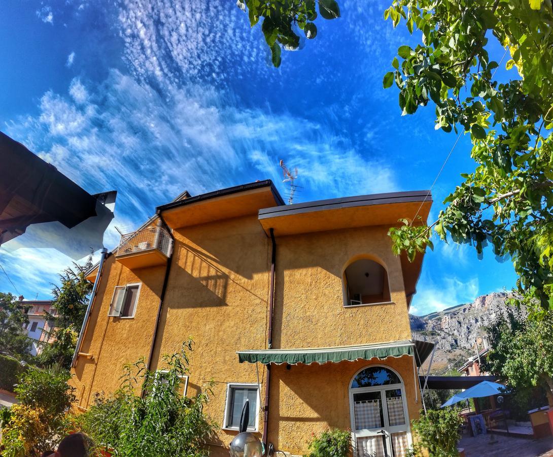 Bed And Breakfast Pieffe Frascineto Buitenkant foto